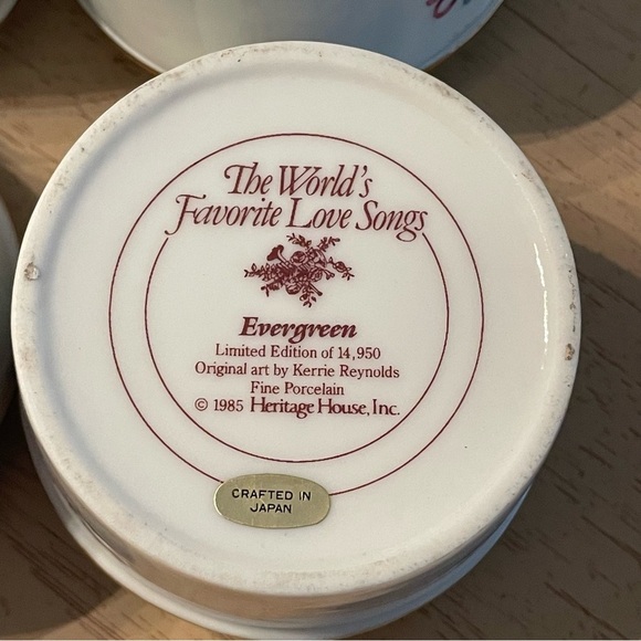 Lot of 4 1985 Heritage House Porcelain Music Box Trinket Crafted in Japan - Picture 5 of 13